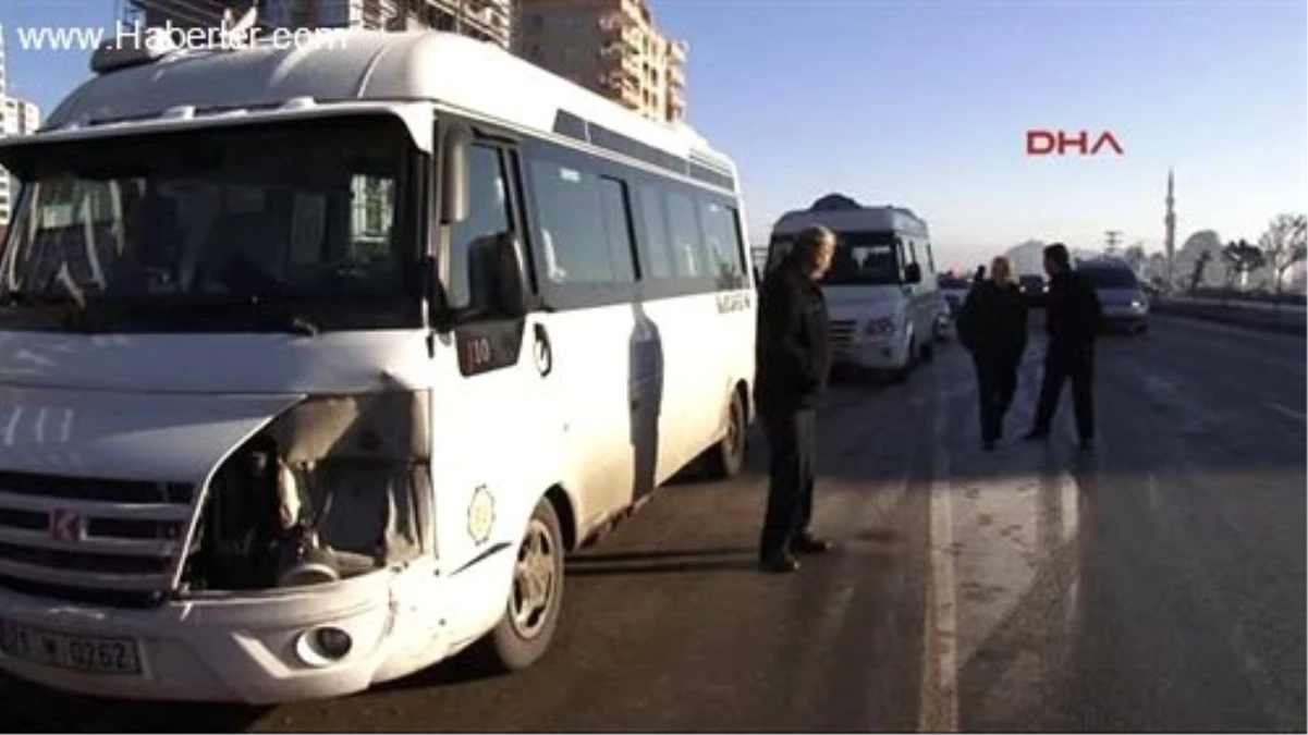 Diyarbakır\'da 50 Aracın Karıştığı Zincirleme Kaza