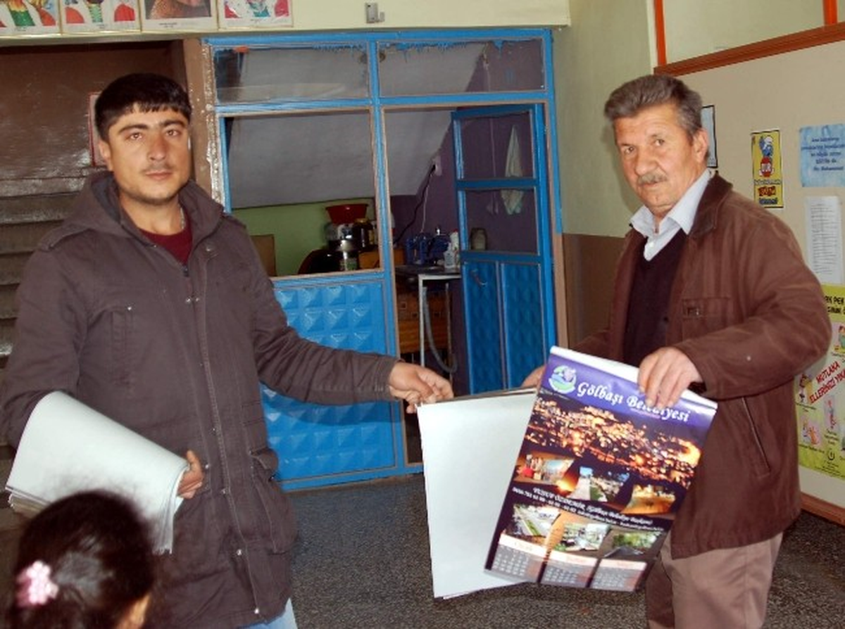 Gölbaşı Belediyesi 2014 Yılı Takvimi Dağıttı