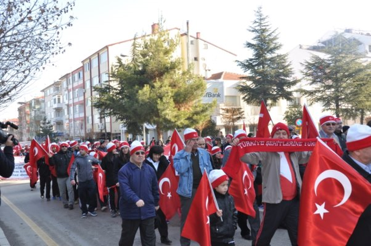 Isparta, Sarıkamış Şehitleri İçin Yürüdü
