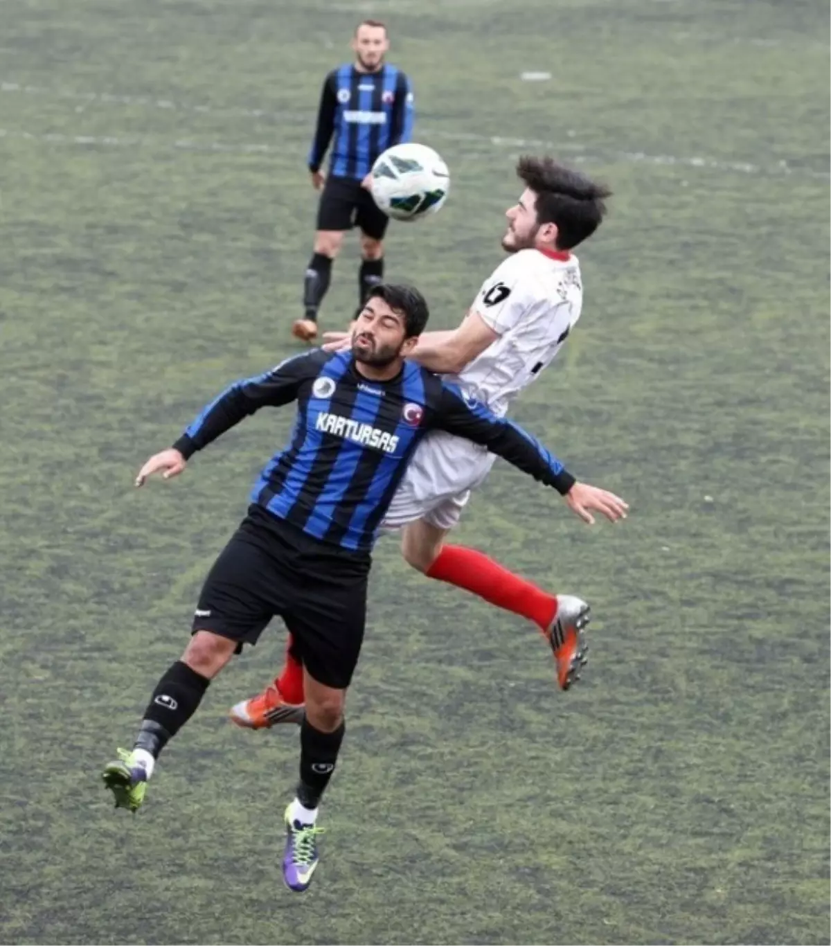 Kartal Belediye Spor Liderlik Koltuğuna Oturdu