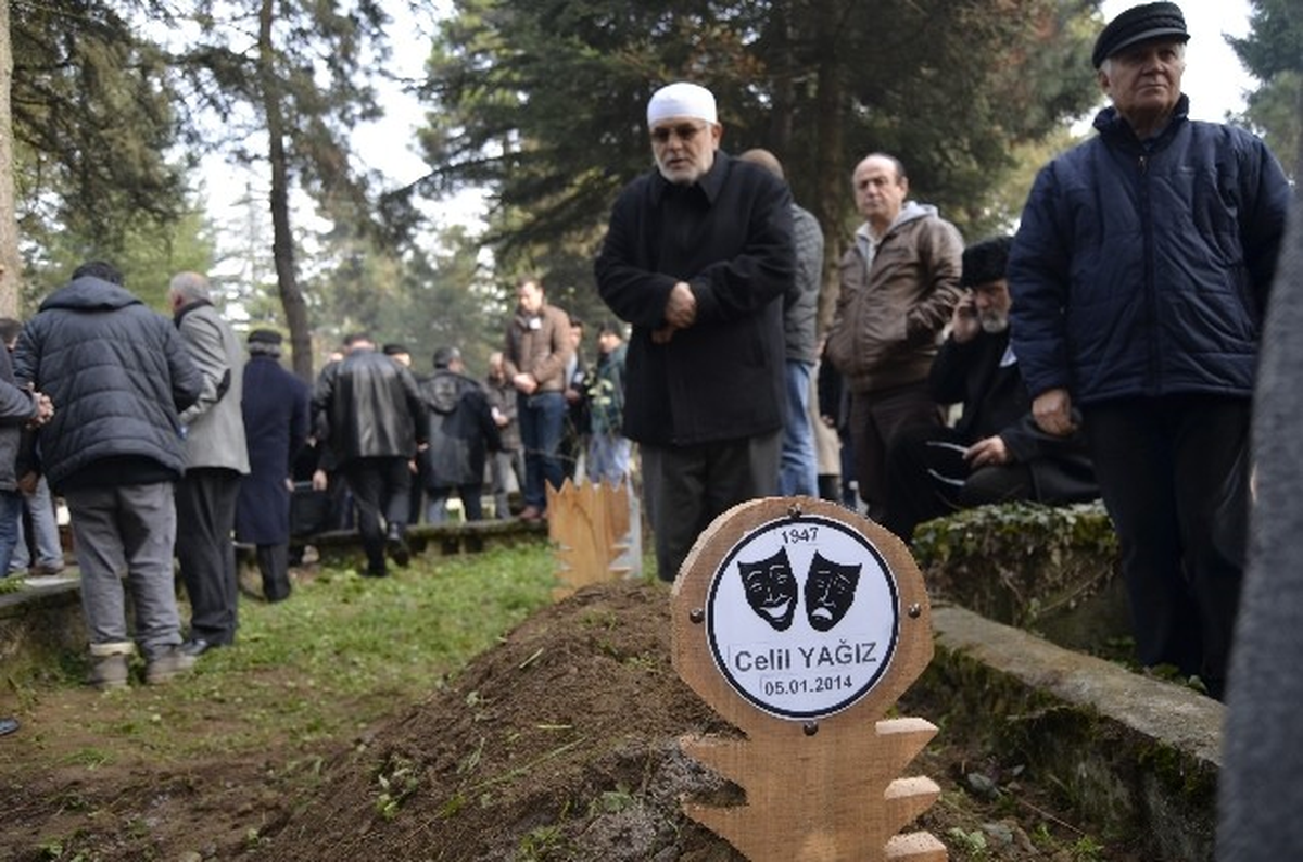 Sanatçı Celil Yağız\'a Son Görev