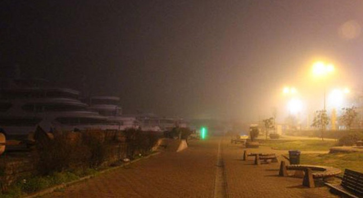 Sis Nedeniyle Boğaz Deniz Trafiğine Kapatıldı
