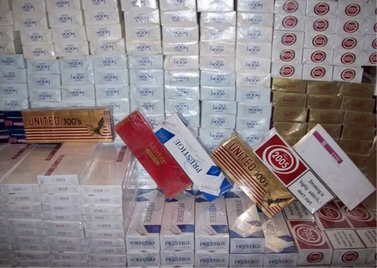 Siverek\'te 5 Bin Paket Kaçak Sigara Ele Geçirildi