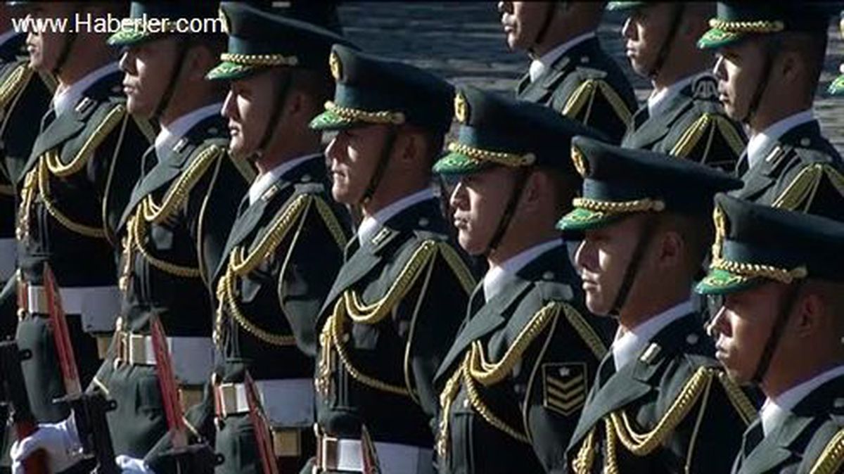Başbakan Erdoğan Japonya\'da Askeri Törenle Karşılandı