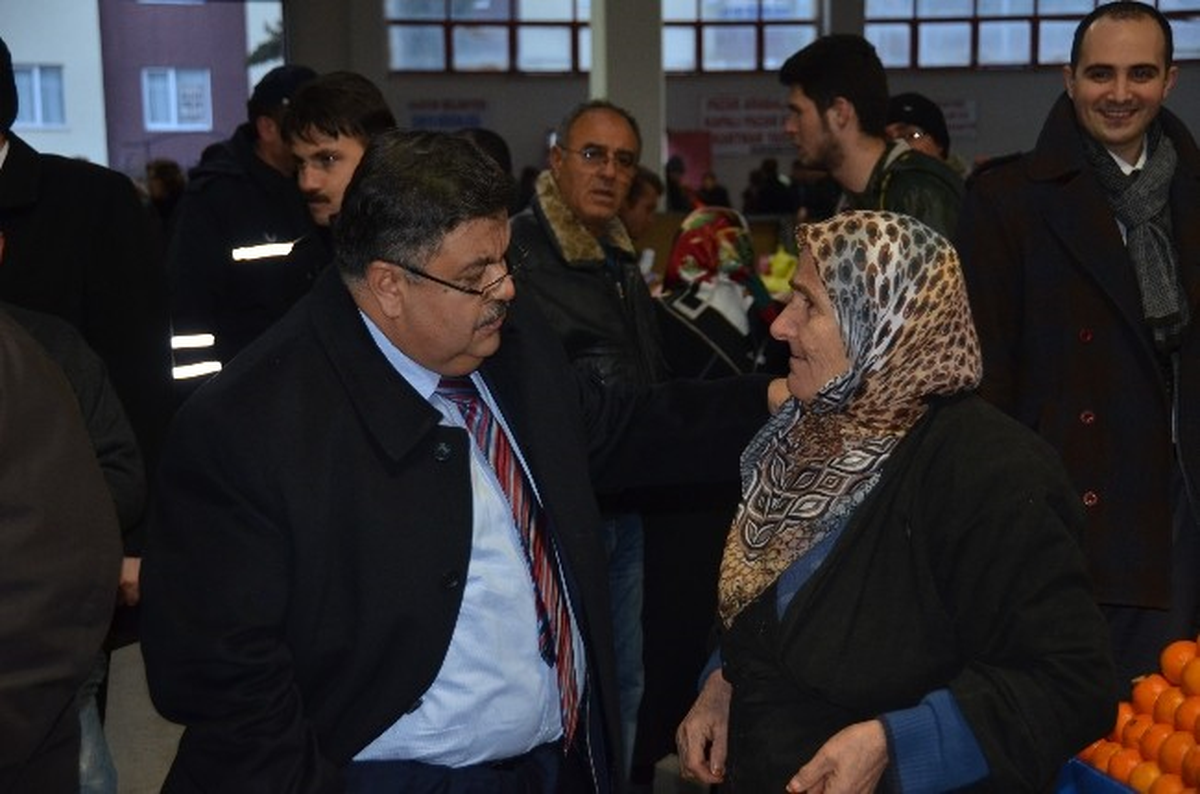 Bilecik Belediye Başkanı Yağcı\'dan Kapalı Pazar Ziyareti