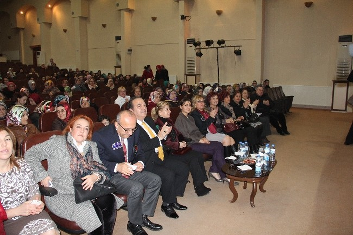 Çarşamba\'da Kadın Sağlığı Konferansı