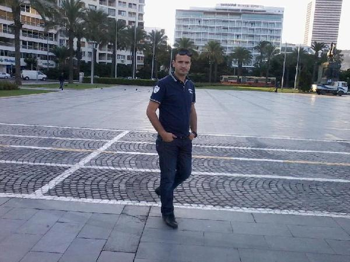 Kansere Yenik Düşen Polis Memuru Çocuğunu Göremedi
