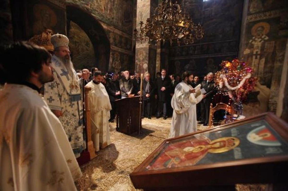 Kosova\'da Sırplar Ortodoks Noel Bayramını Kutladı