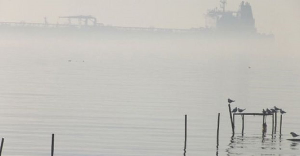 Marmara\'da Etkili Olan Sis Deniz Ulaşımını Olumsuz Etkiledi