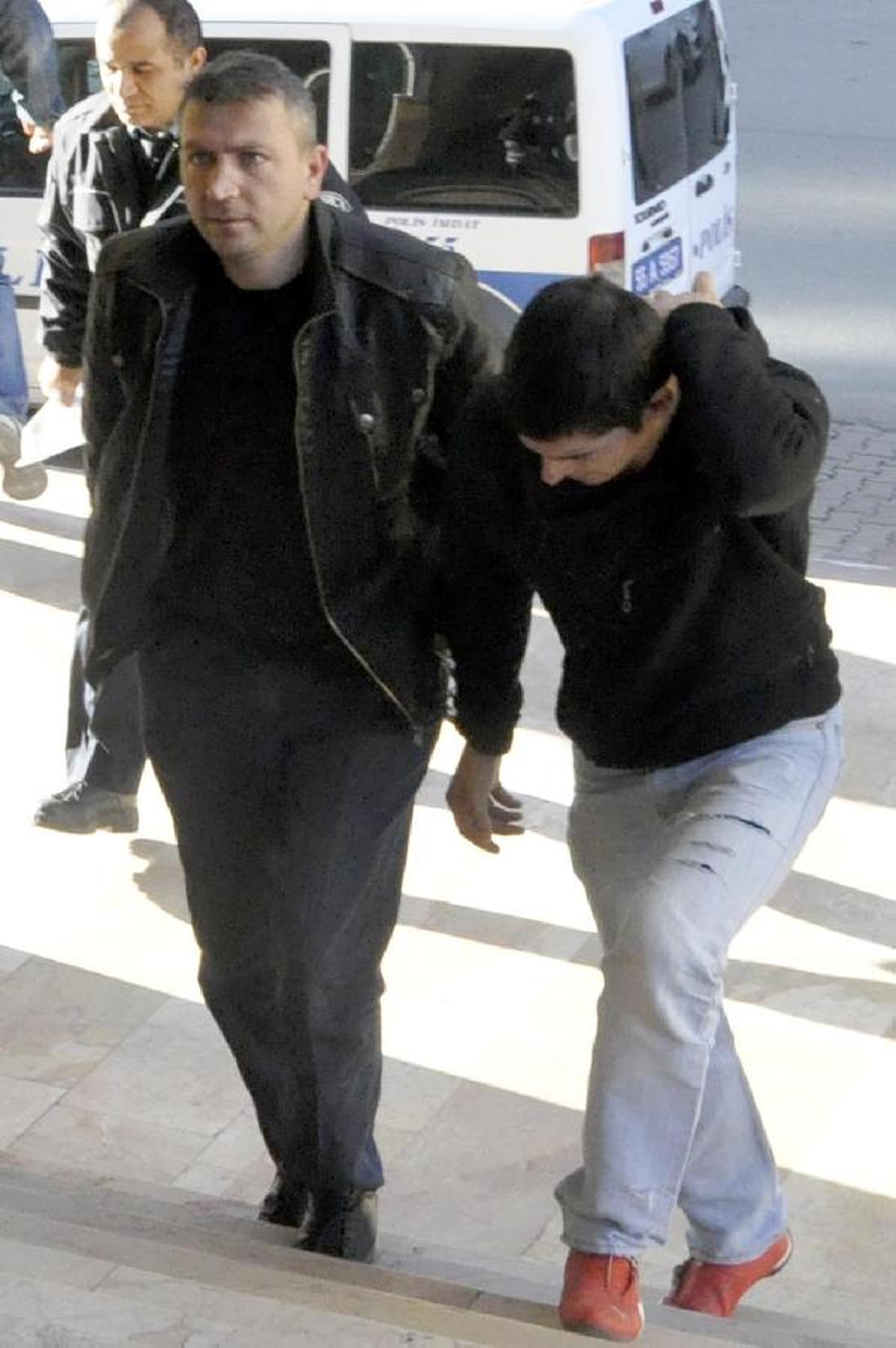 Org ve Bilgisayar Çalmışlar