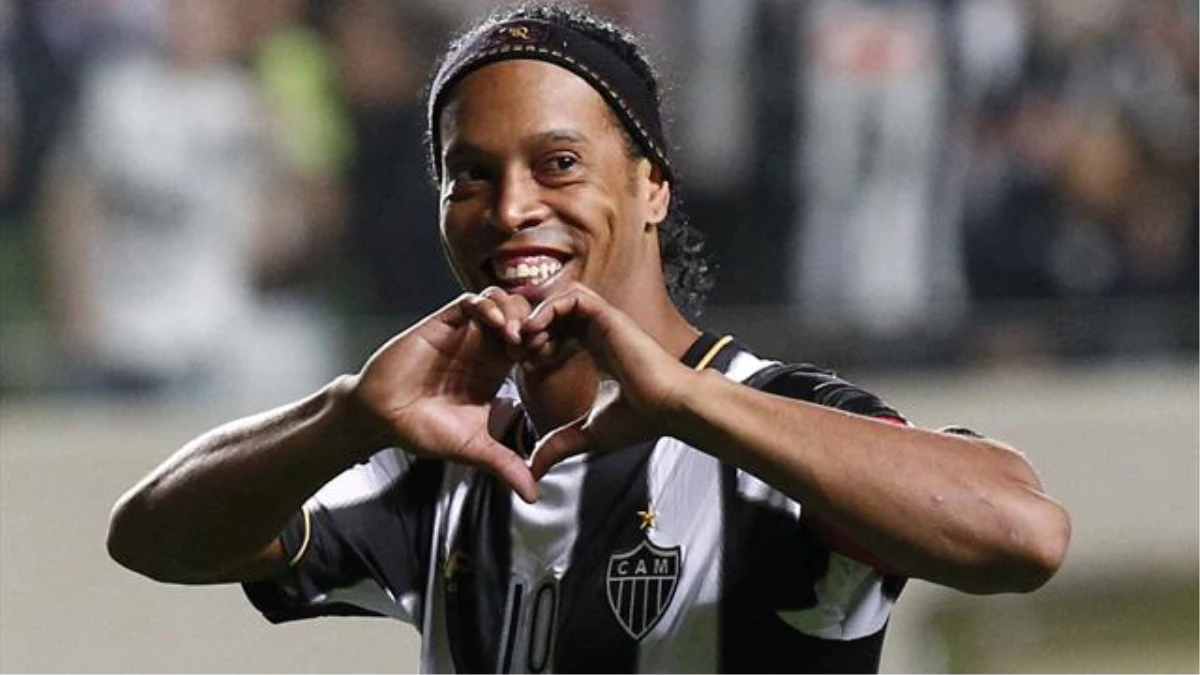 Ronaldinho Adım Adım Kartal\'a