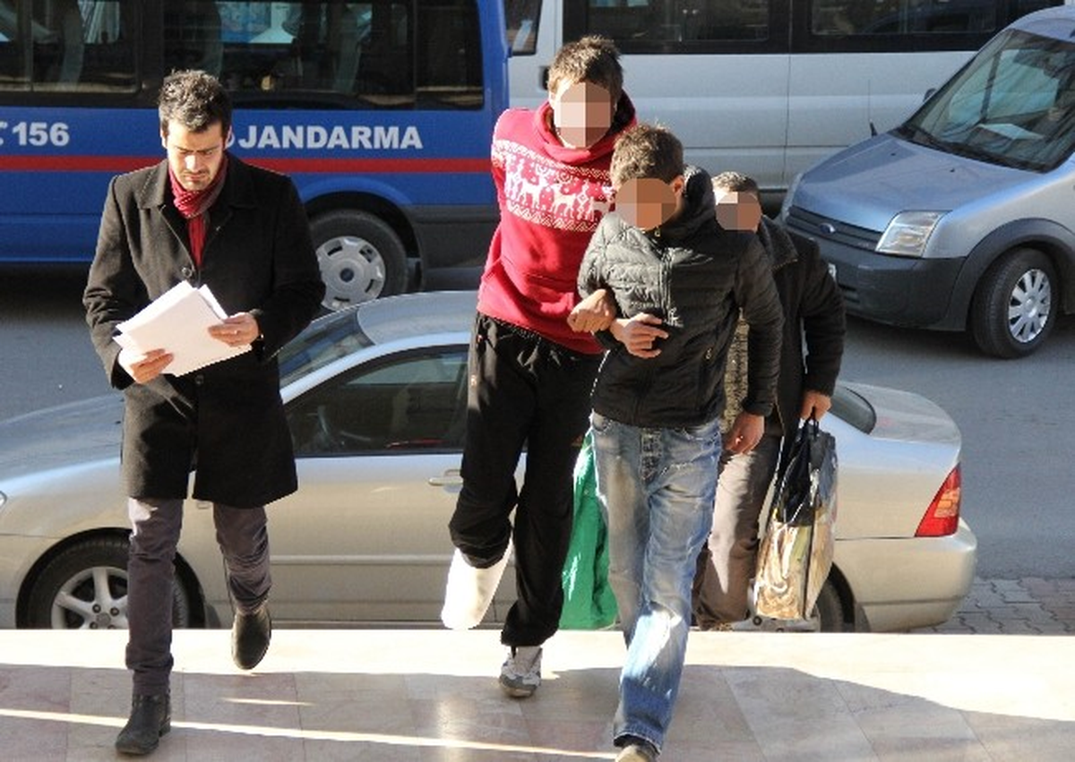 Silahla Yaralanan Genç Arandığı Ortaya Çıkınca Gözaltına Alındı