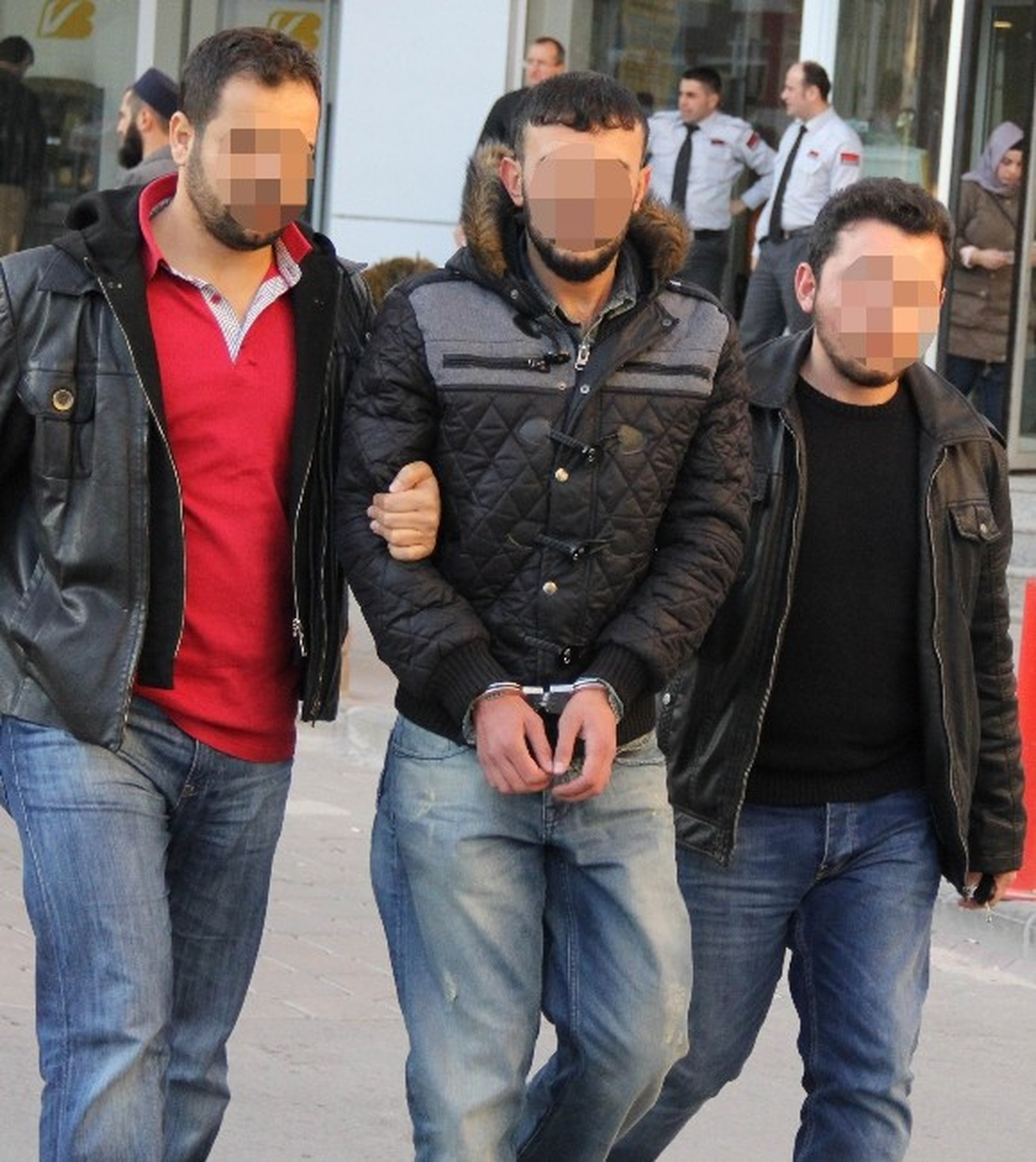 Samsun\'da Şüpheli Şahsın Üzerinden Tabanca Çıktı