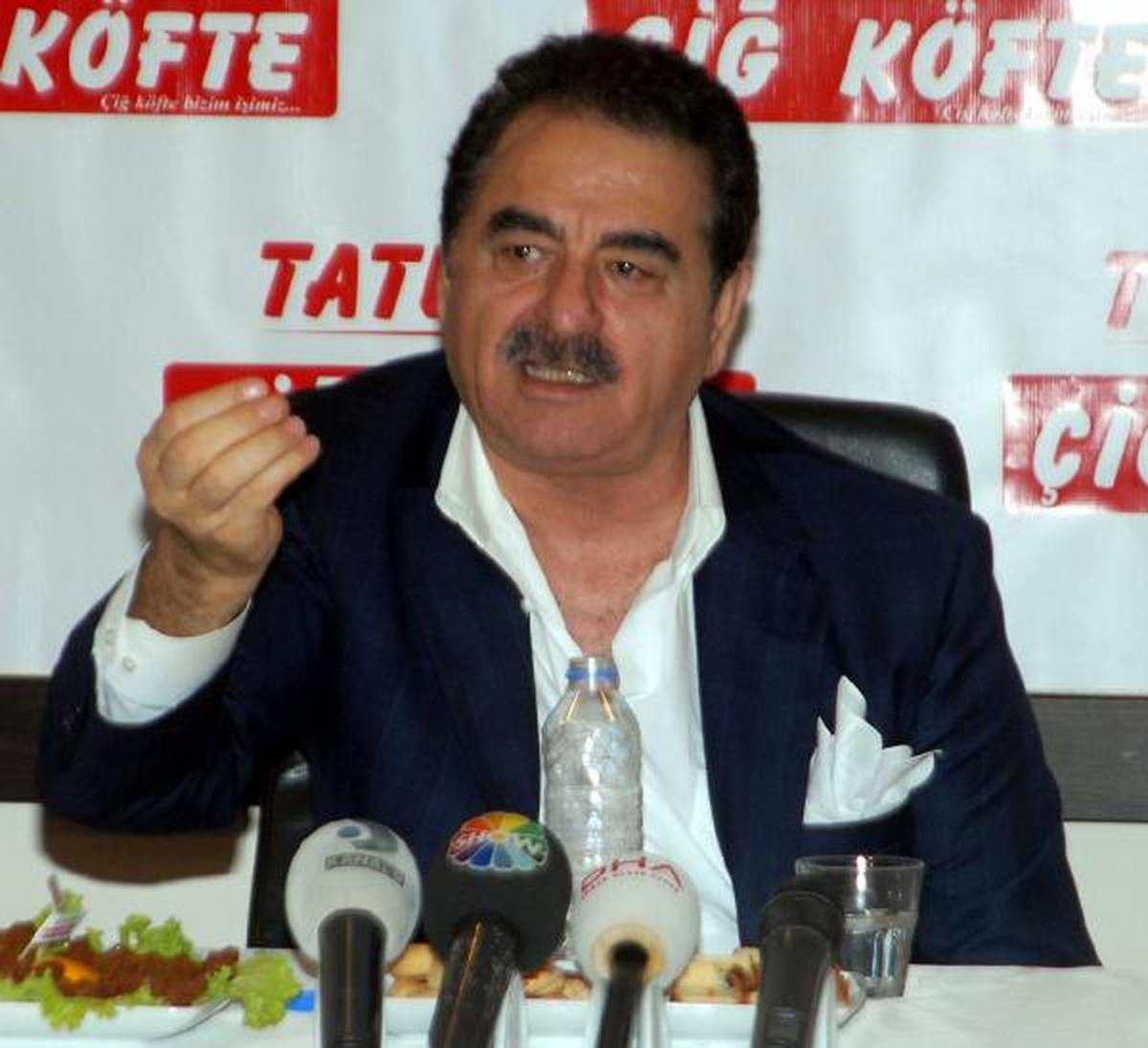 Tatlıses\'in Yeni Hedefi Şehir Otelciliği