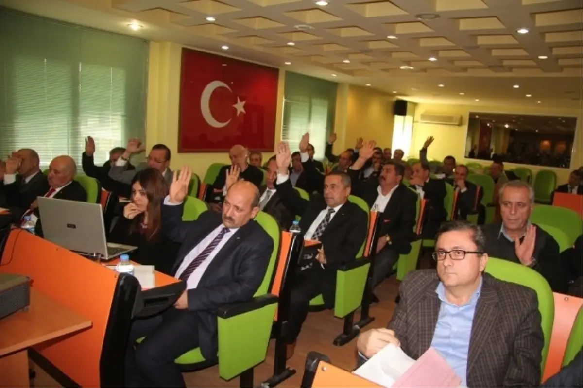 Toroslar Belediye Meclisi, 2014 Yılının İlk Toplantısını Yaptı