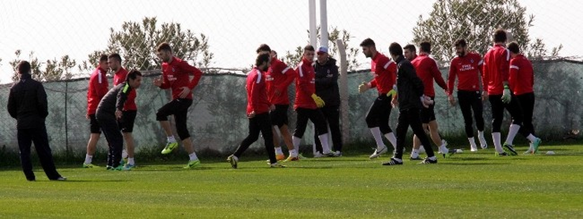 Trabzonspor, Çalışmalara Devam Ediyor