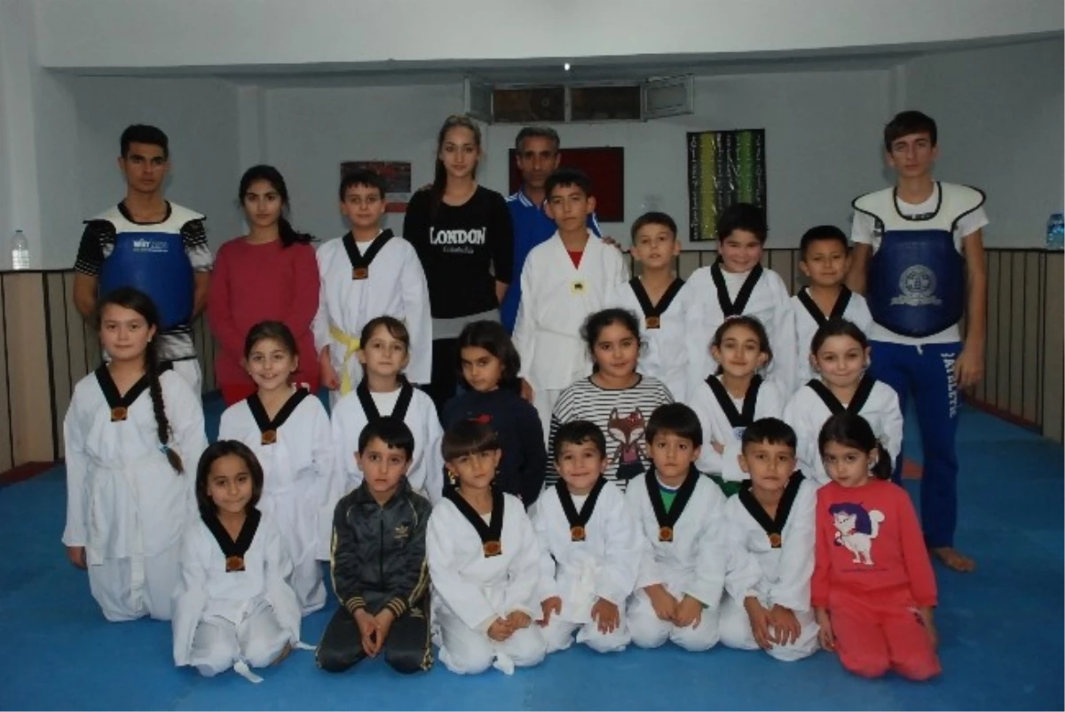 Didim Belediyespor Tekvando Takımı Gençler Türkiye Şampiyonasına Katılacak