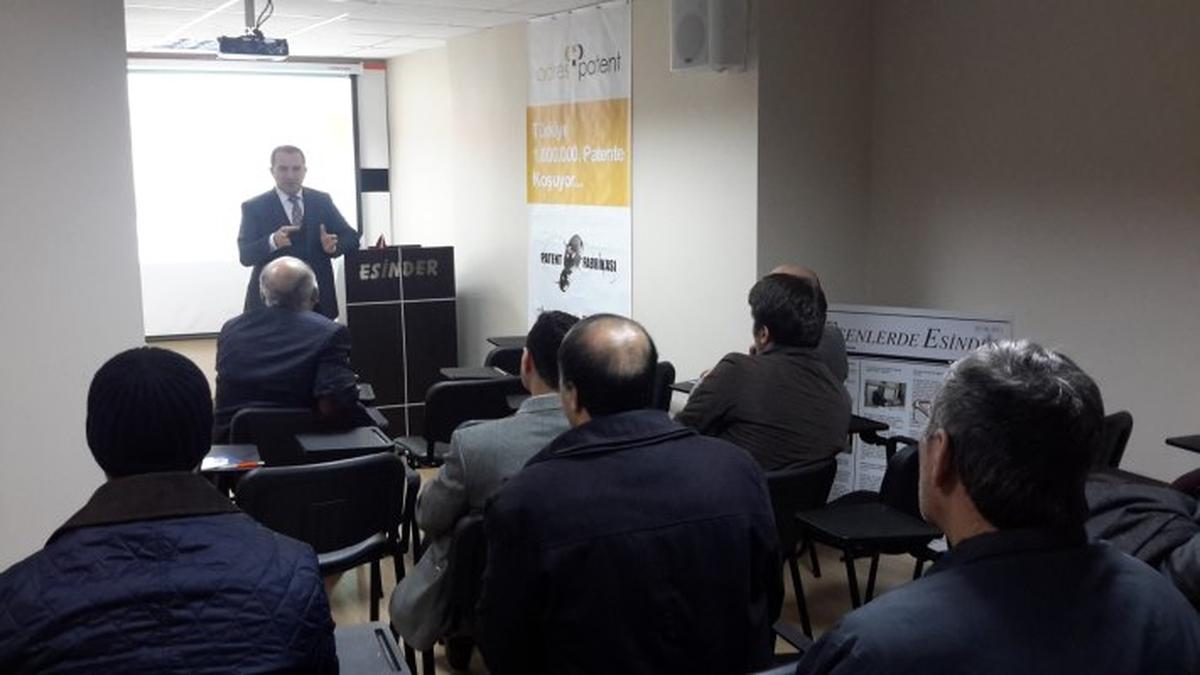 Esenlerli Müteahhitler Yeni Yasa Hakkında Bilgilendirildi