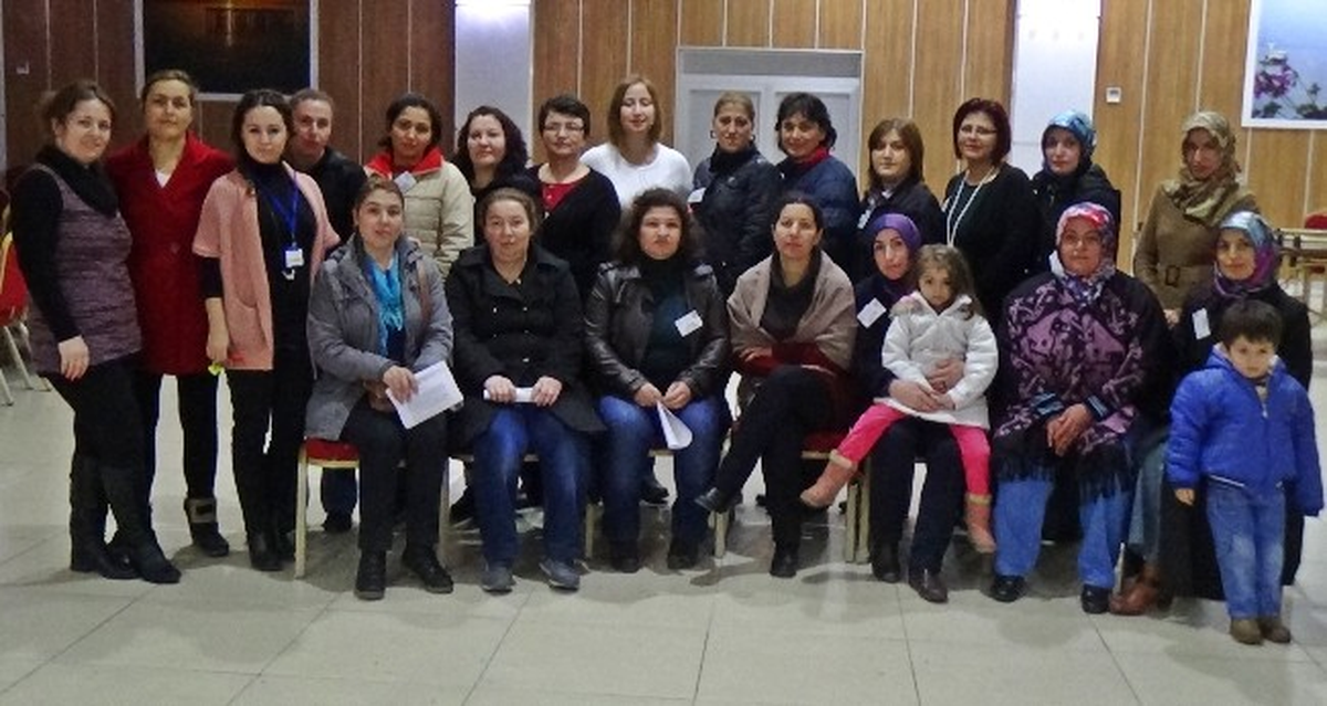 Filyos\'ta Öğrenci Velilerine Eğitim Semineri