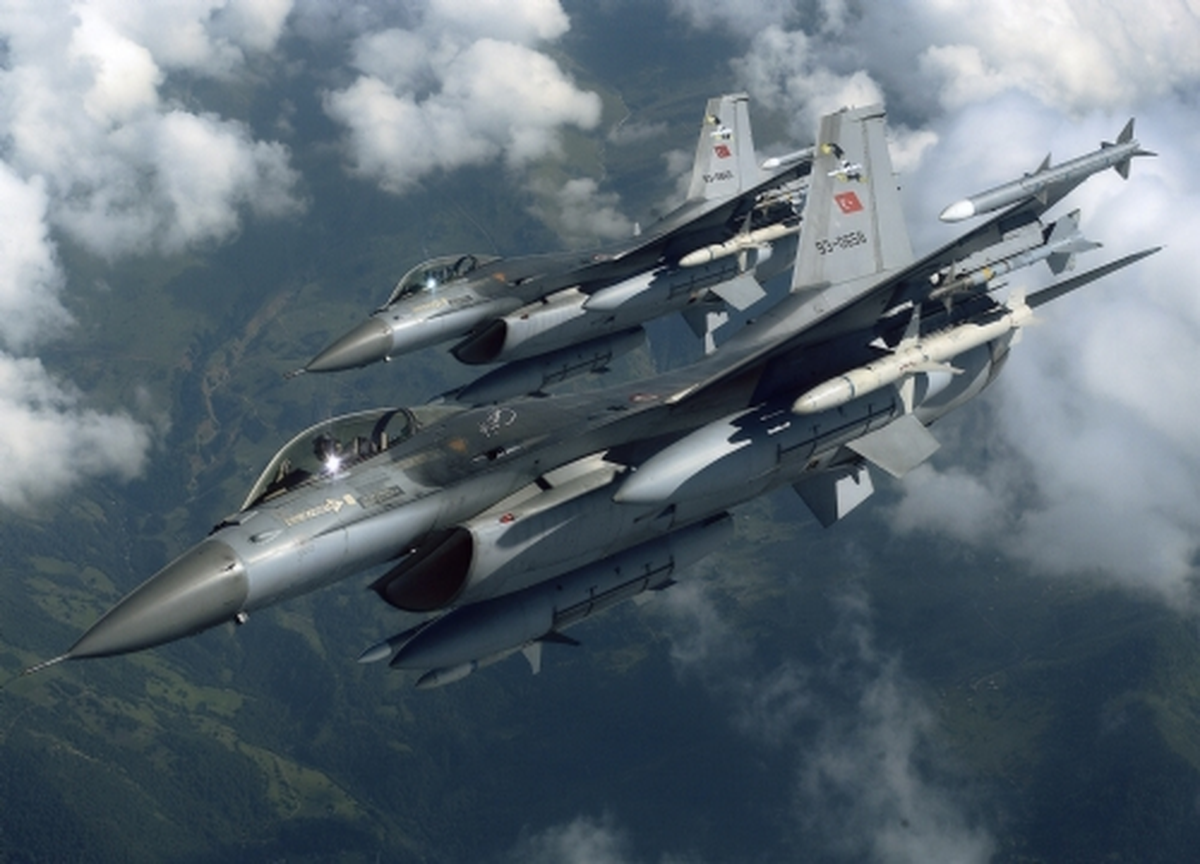 Genelkurmay Başkanlığı: "Sınıra Yaklaşan Suriye Helikopteri İçin F-16 Yönlendirildi"