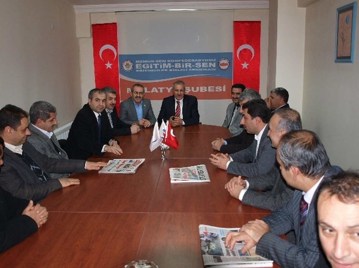 Milletvetkili Şahin\'den Memur-Sen\'e Ziyaret