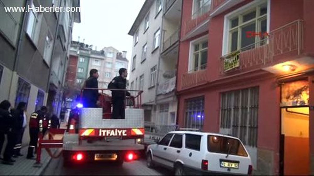 Polisten Yardım İstedi, Sonra Ortadan Kayboldu