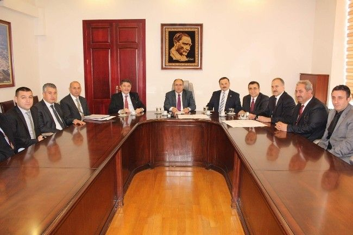 Soma\'ya 24 Derslikli İlkokul