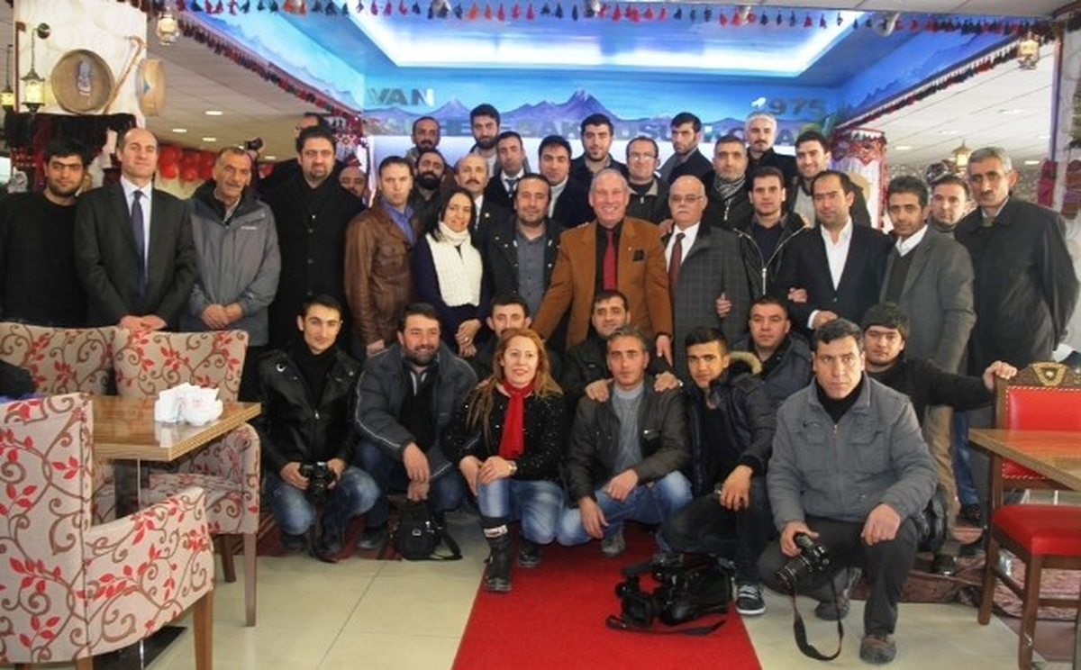 Van\'da 7 Kilometre Uzunluğunda Kahvaltı Sofrası Oluşturulacak