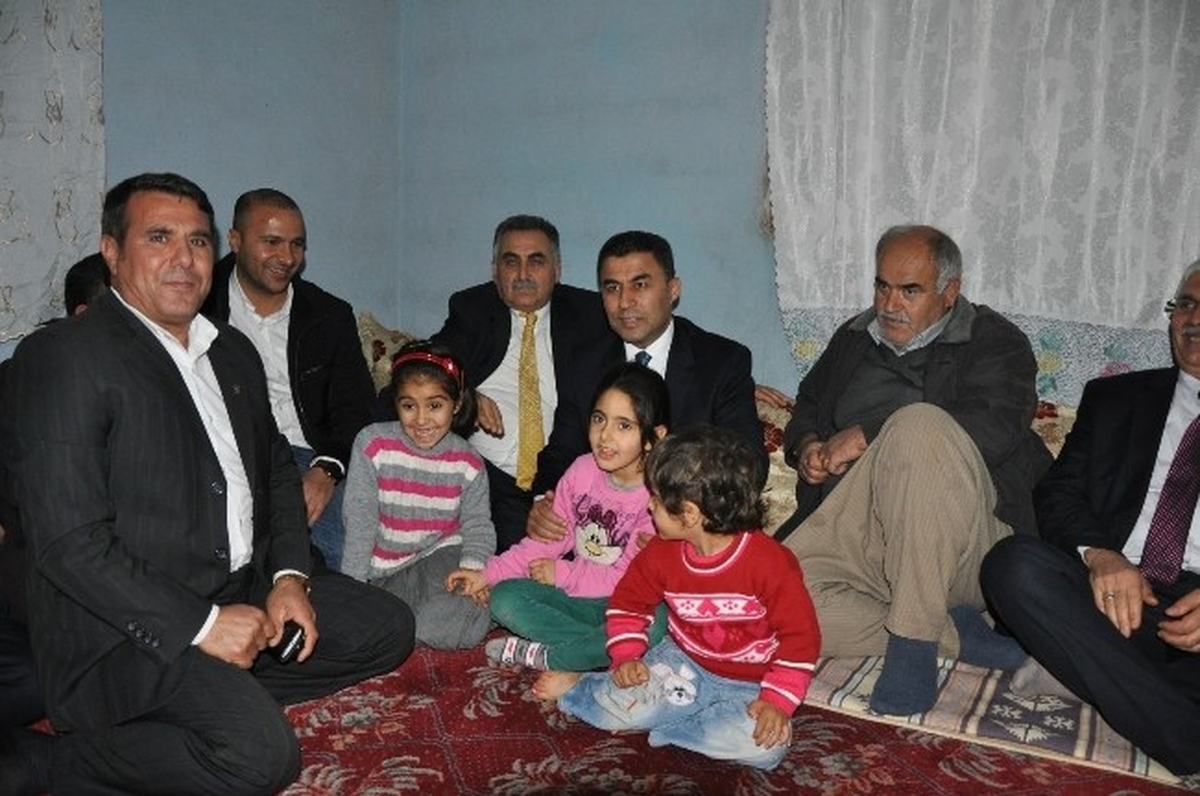 Ak Partili Sever\'in Seçim Ziyaretleri Sürüyor