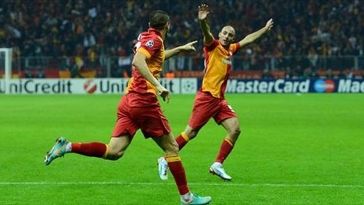 Amrabat ve Toraman Aynı Takıma Gidiyor