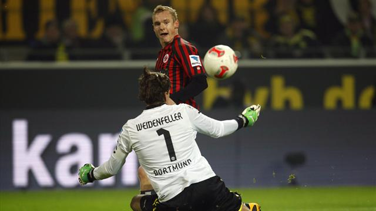 Bayern Münih Sebastian Rode\'a İmza Attırdı