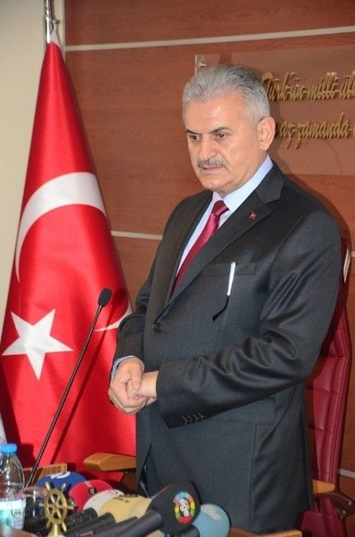 Binali Yıldırım: "Hesap yetkiyi verene verilir\'\' -