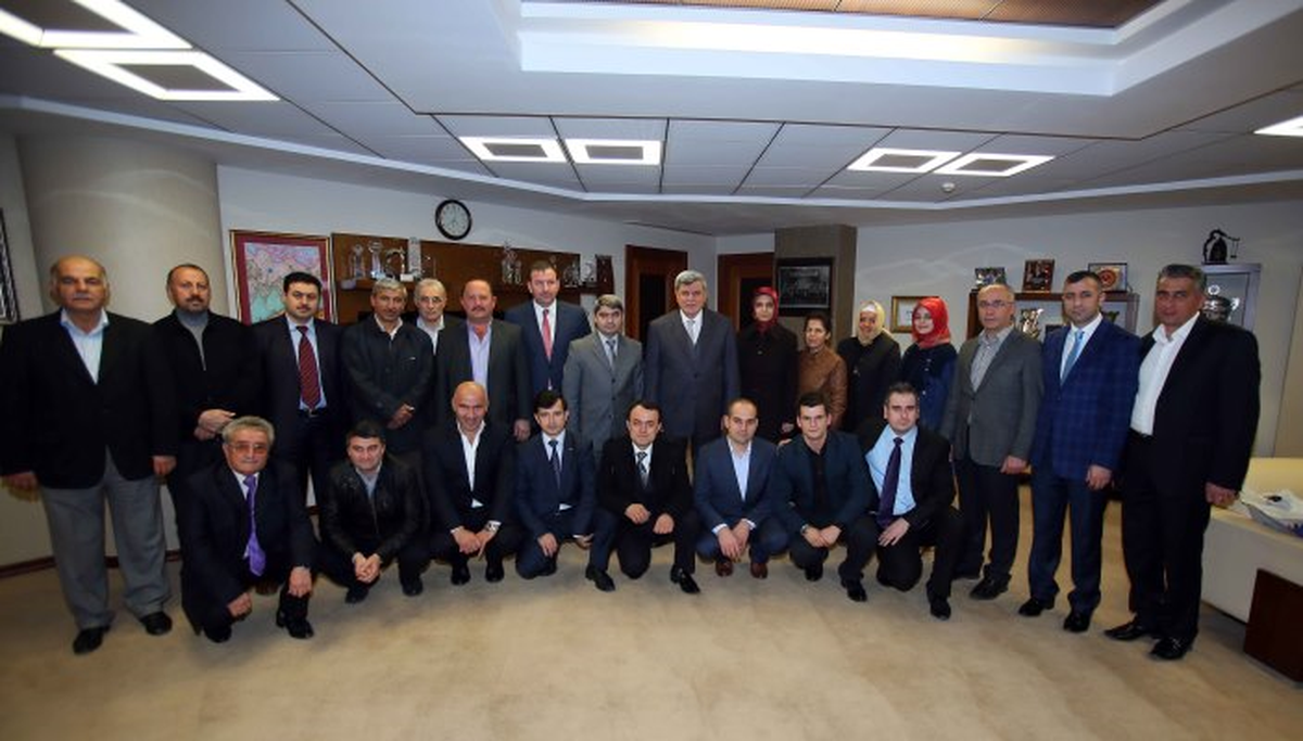 Bizim İçin Siyaset, Halka Hizmet Demektir