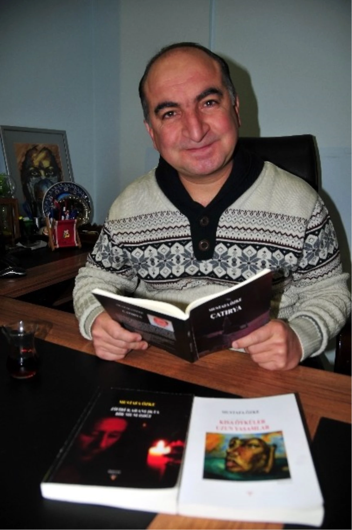 Gazeteci Mustafa Özke\'den Üç Kitap