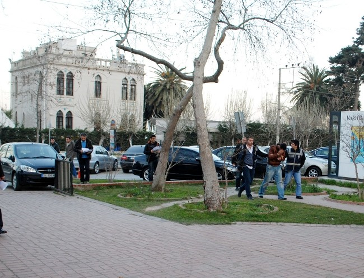 Güvenlik Kameralarını Bile Çalan Villa Faresi Yakalandı