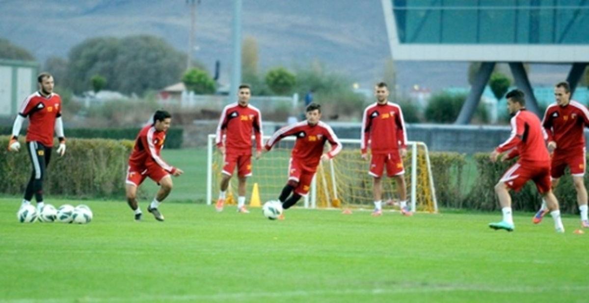Kayserispor\'un Devre Arası Kampı