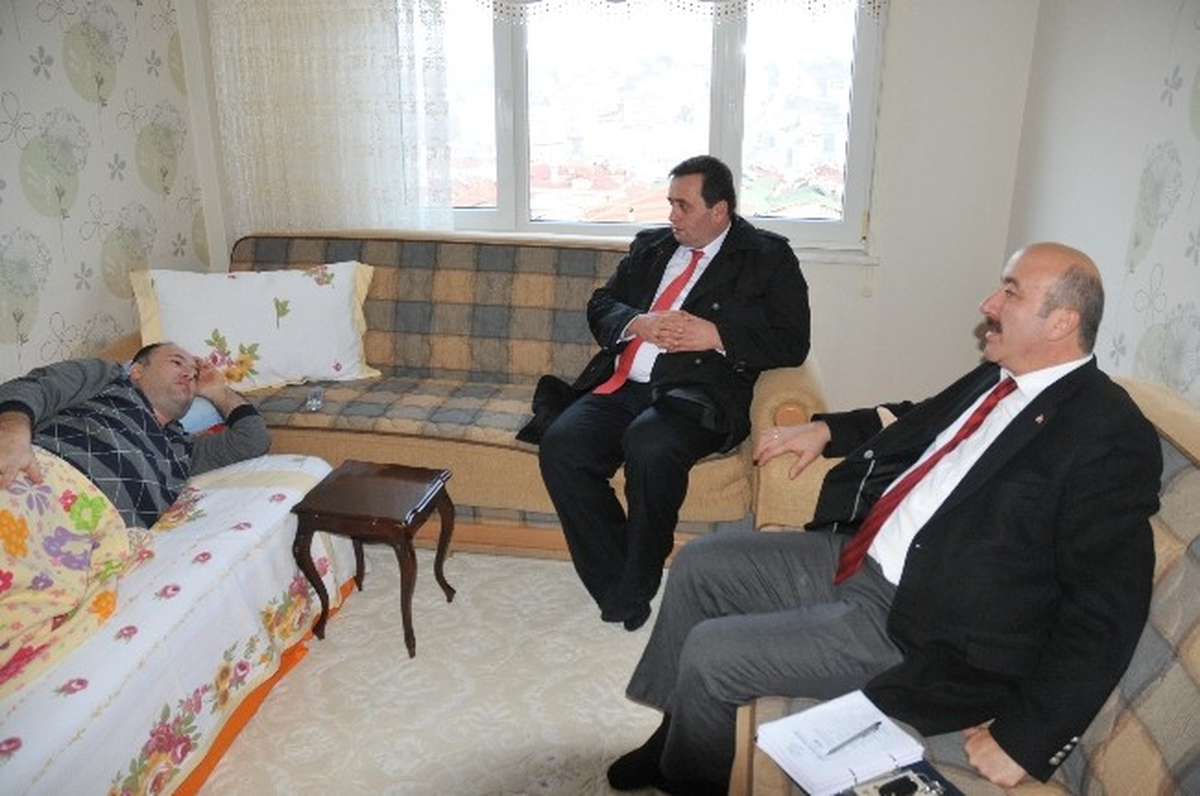 MHP Akçakoca Belediye Başkan Adayı Yanmaz, Hasta Yatağında Yatanları Ziyaret Etti