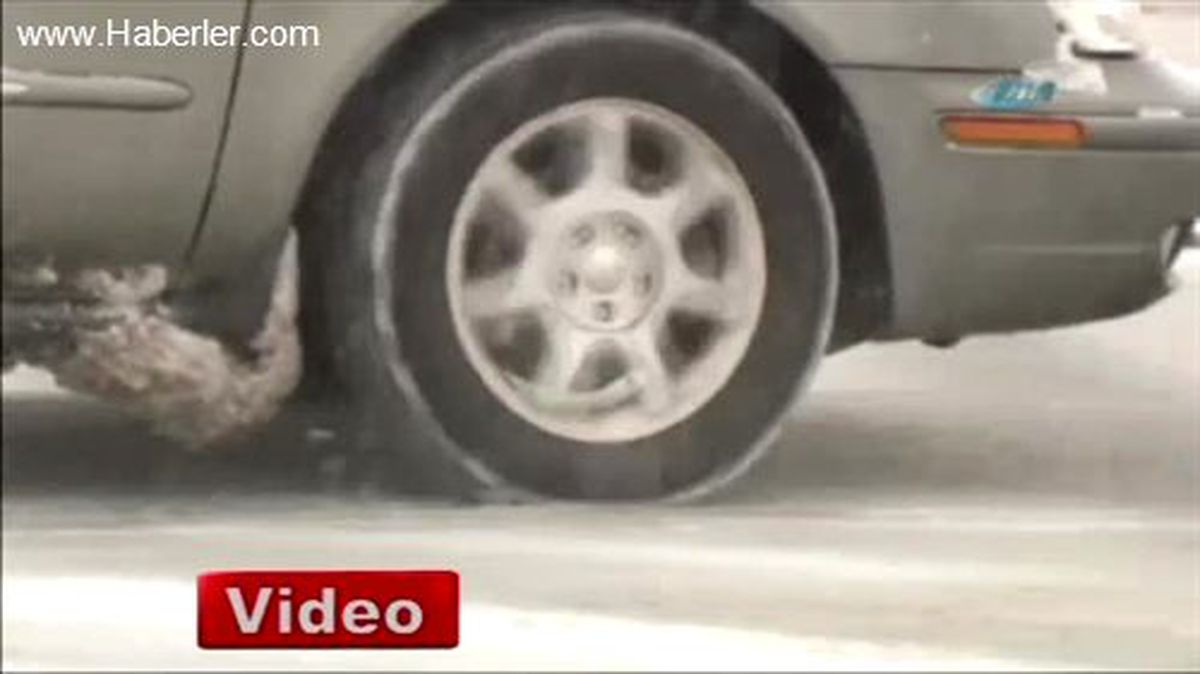 Niagara Şelalesi de Dondu