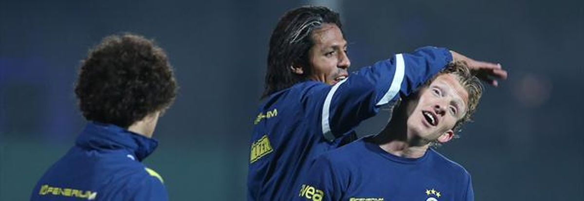 Fenerbahçe\'de Salih Uçan İdmanı Yarıda Bıraktı