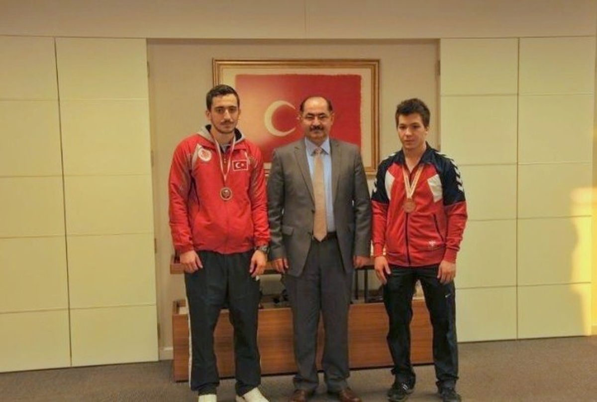 Tekirdağ Namık Kemal Üniversitesi Öğrencisi Thai Box Turnuvasında Avrupa 3\'cüsü Oldu