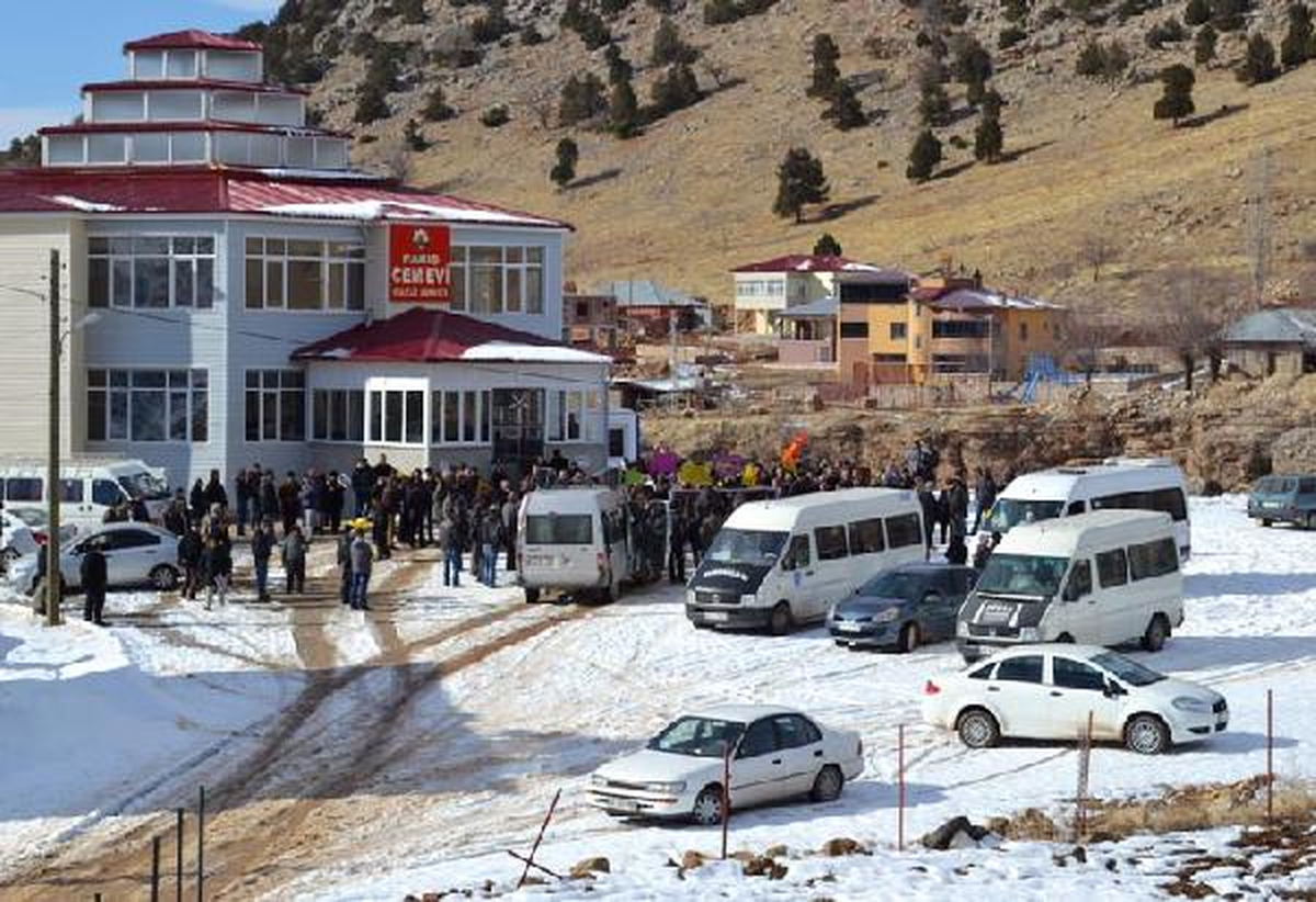 Tuğluk: Başbakanın, Demokratişleşme ve Hukuk Reformu Başlatması Gerekiyor