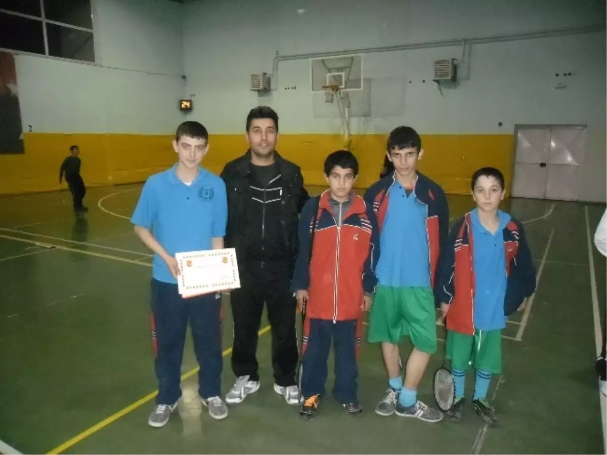 Badminton Eğitimi Derece Getirdi