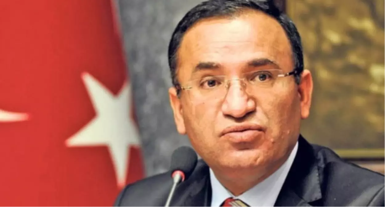 Bakan Bozdağ: "4 Bakan ile İlgili Fezleke Adalet Bakanlığı\'na Geldi, İnceleniyor"