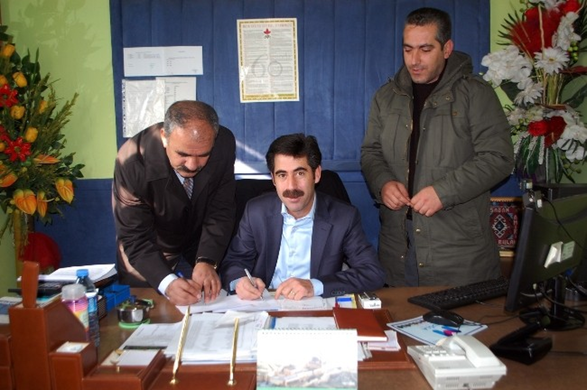 Belediye Çalışanına Nevruz Yardımı