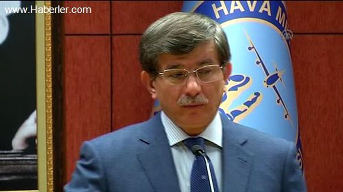 Davutoğlu: "Suriye ordusunun yeniden yapılandırılması kanaatindeyiz" -