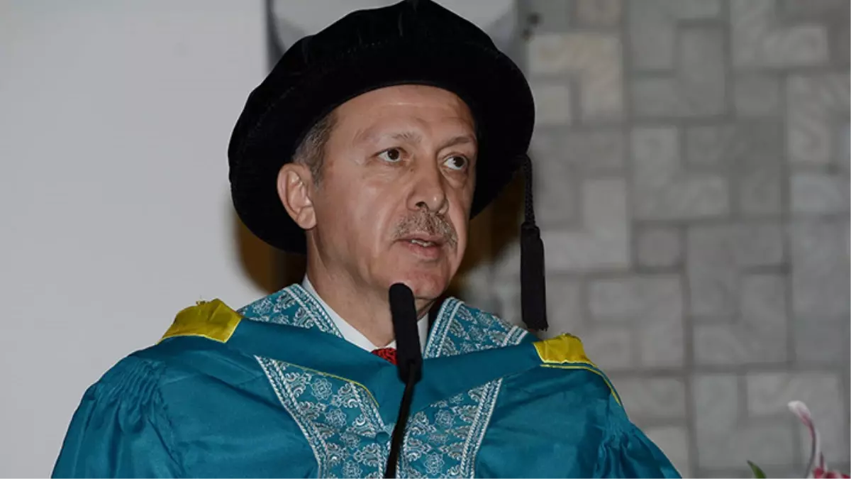 Erdoğan: Başörtüsü Bilime Engel Değildir