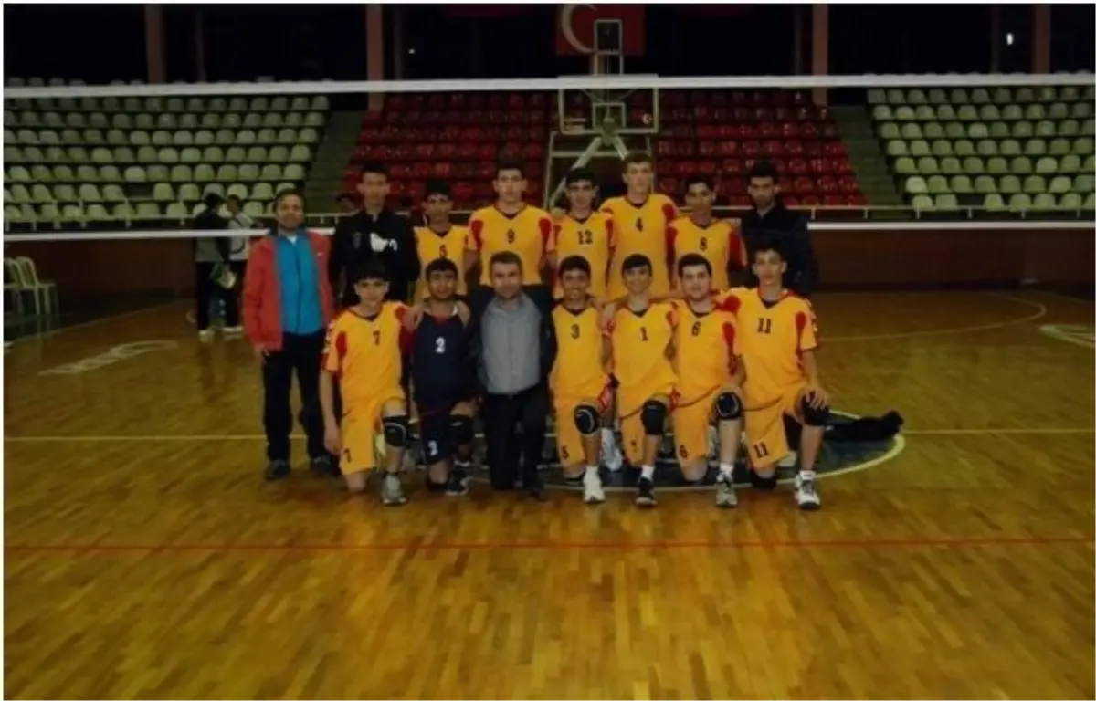 Fatih Terim Lisesi Voleybolda Grup Birincisi