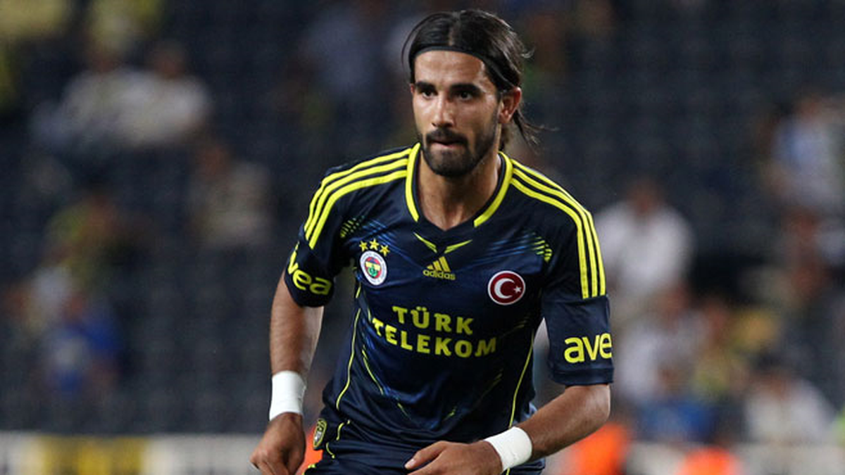 Fenerbahçeli Futbolcu Alper Potuk: "Sıfırdan Başlayıp Puan Farkını Tekrar Açmak İstiyoruz"