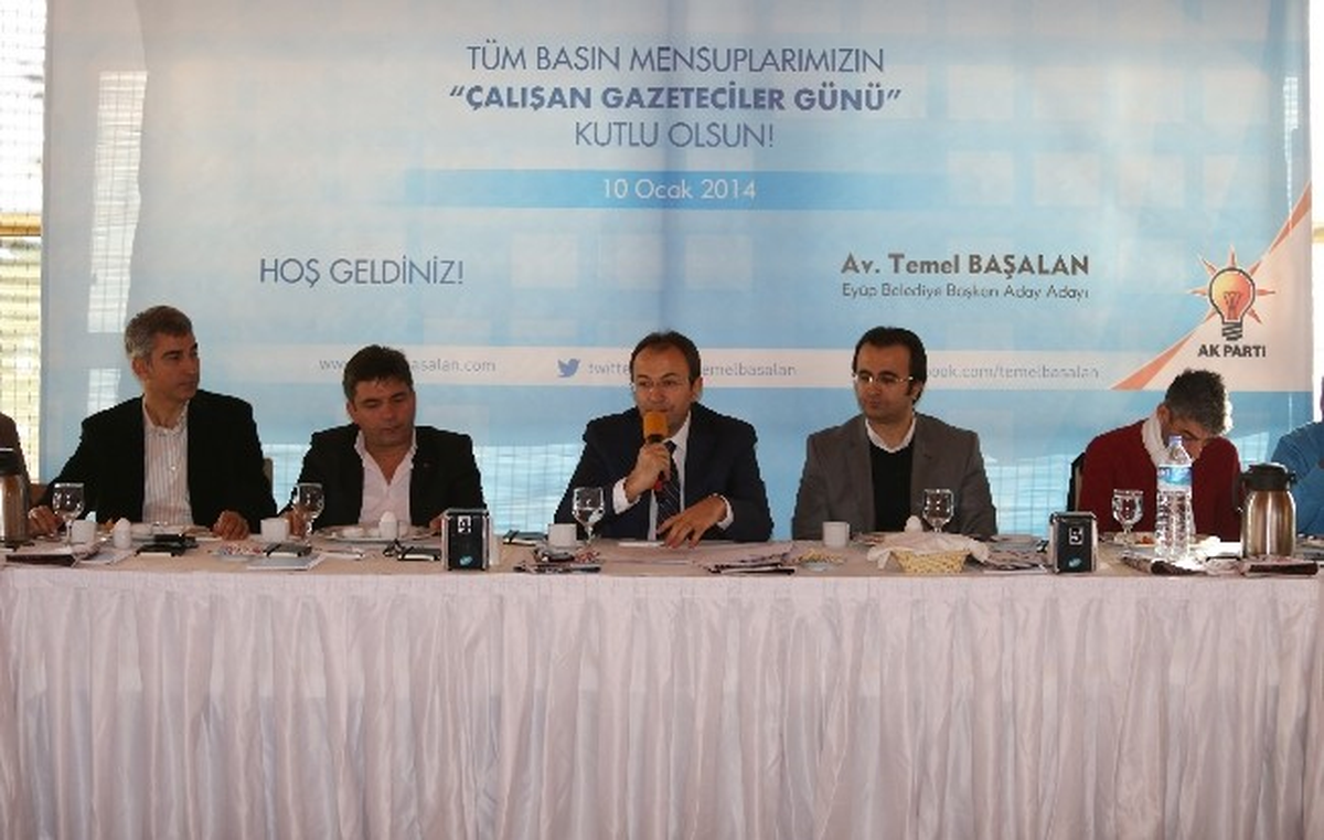 Gazetecilerden Temel Başalan\'a, "Başkan Gibi Çalışıyorsunuz" Yorumu