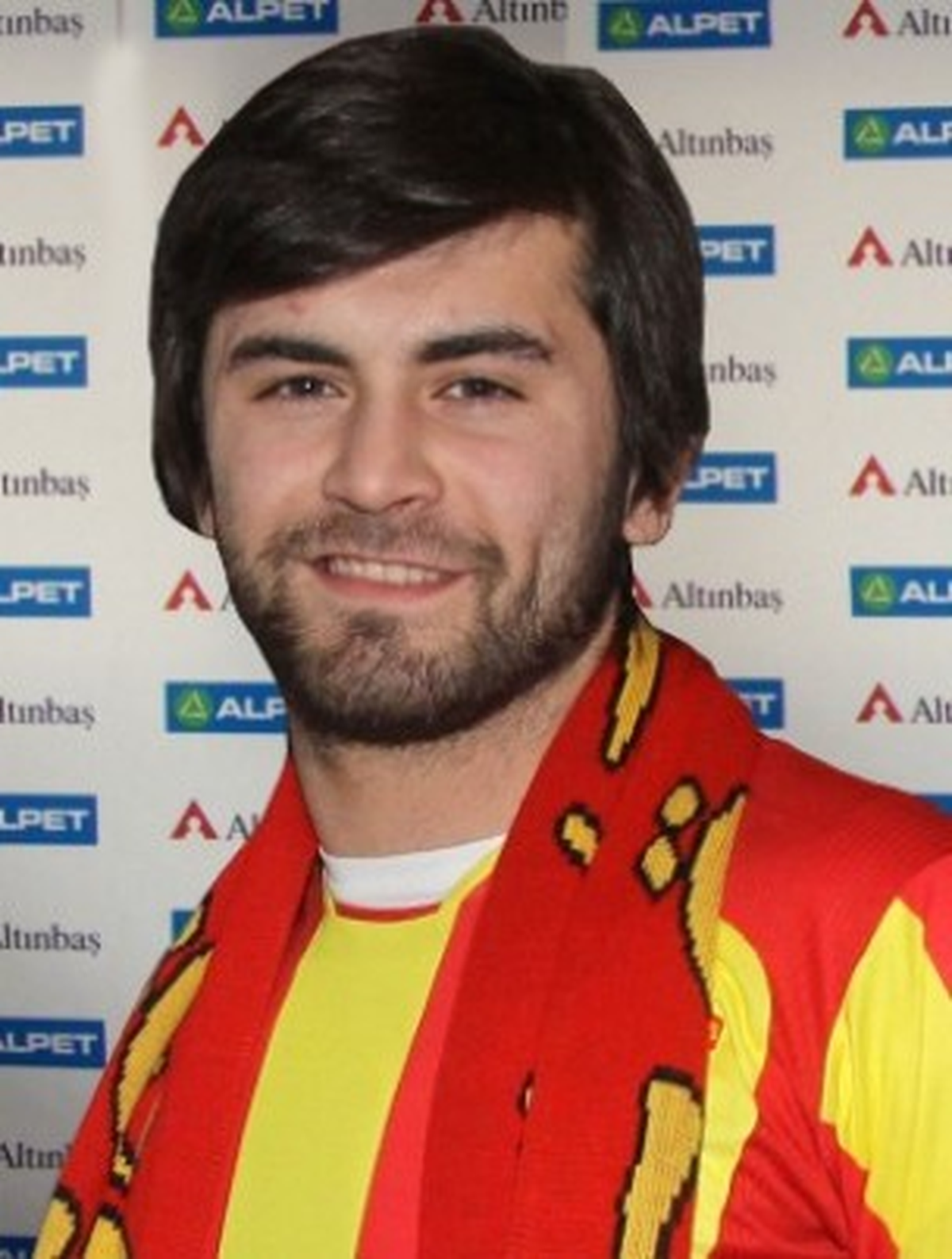 Göztepe, 2 Futbolcuyla Yollarını Ayırdı